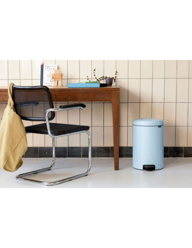 BRABANTIA 202544 Pedal Bin Newicon, 20 litara, kanta za otpad, dreamy blue