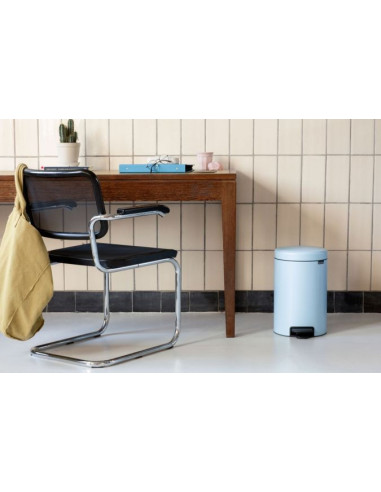 BRABANTIA 202483 Pedal Bin Newicon, 12 litara, kanta za otpad, dreamy blue