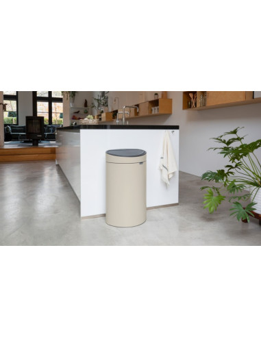 BRABANTIA 200748 Touch Bin New, 40 litara, kanta za otpad, soft bež